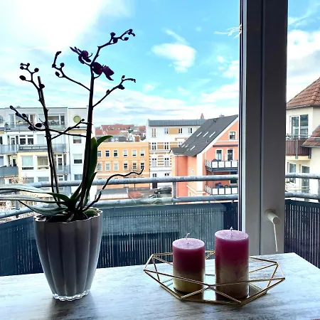 Cottbus-apartments - Red I Privat I Wifi I Kueche I Balkon 아파트