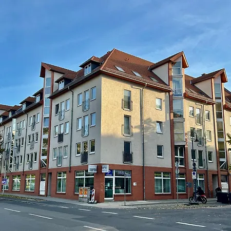 Cottbus-apartments - Red I Privat I Wifi I Kueche I Balkon 아파트 *