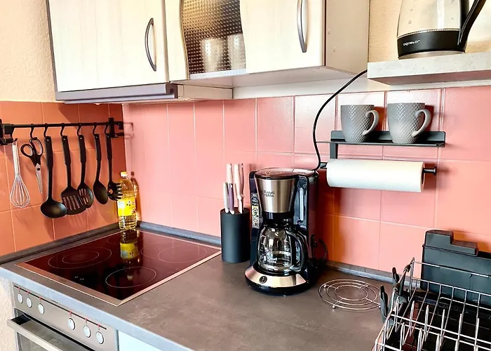 Cottbus-apartments - Red I Privat I Wifi I Kueche I Balkon Cottbus