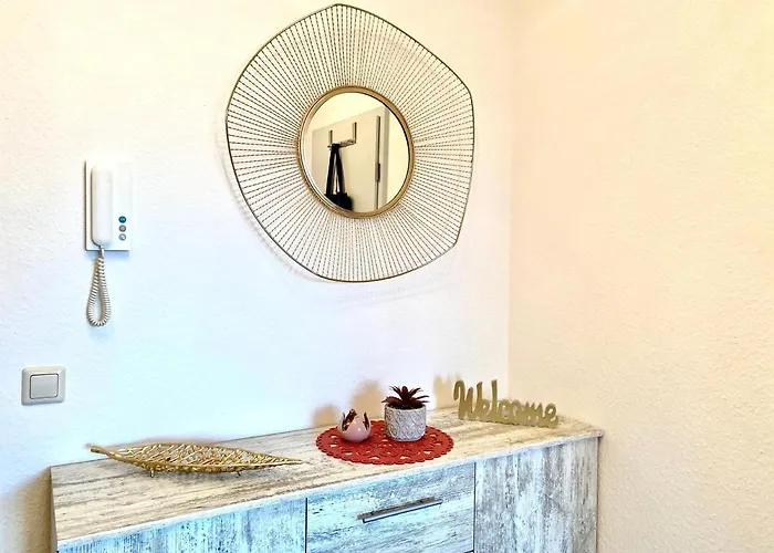 Cottbus-apartments - Red I Privat I Wifi I Kueche I Balkon Cottbus